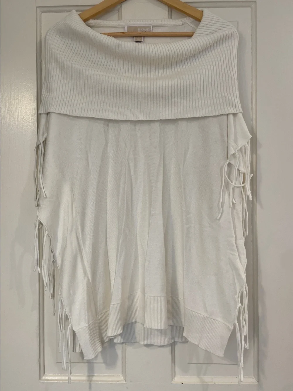 Michael Kors White Off-the-Shoulder Fringe Sweater Poncho Size L